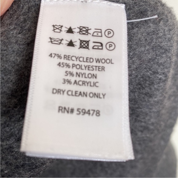 Tahari Woman’s Gray and Navy Blue Wool Cape/Poncho - Picture 5 of 5